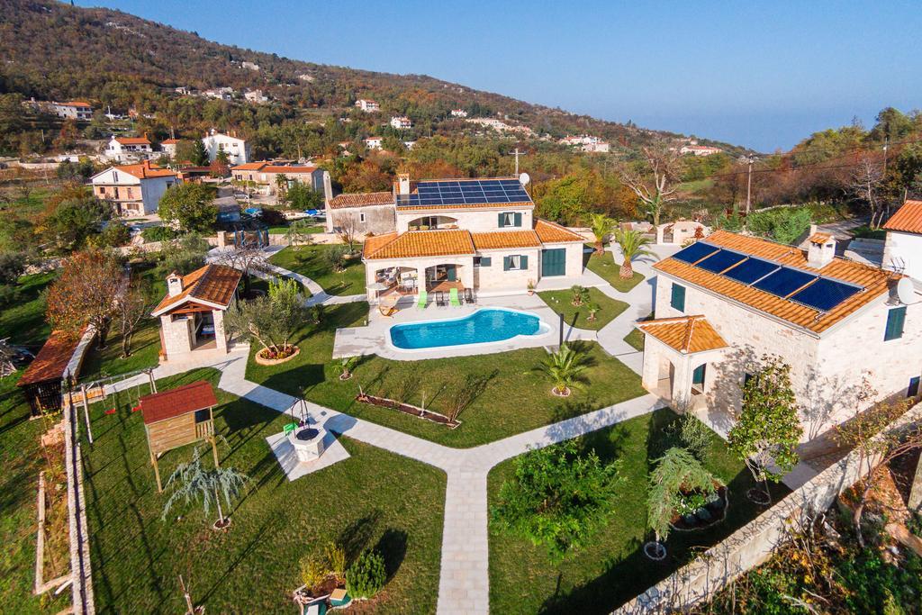 Stonegate Estate - Bonus, Dvije Jedna Cijena! Vila *