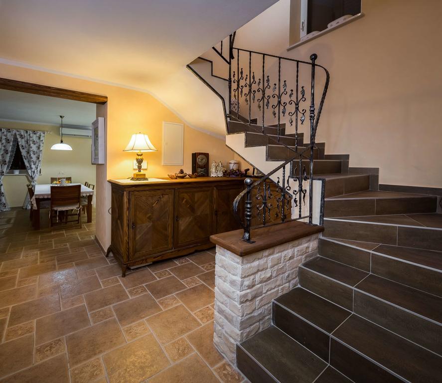 Stonegate Estate - Bonus, Dvije Jedna Cijena! Opatija