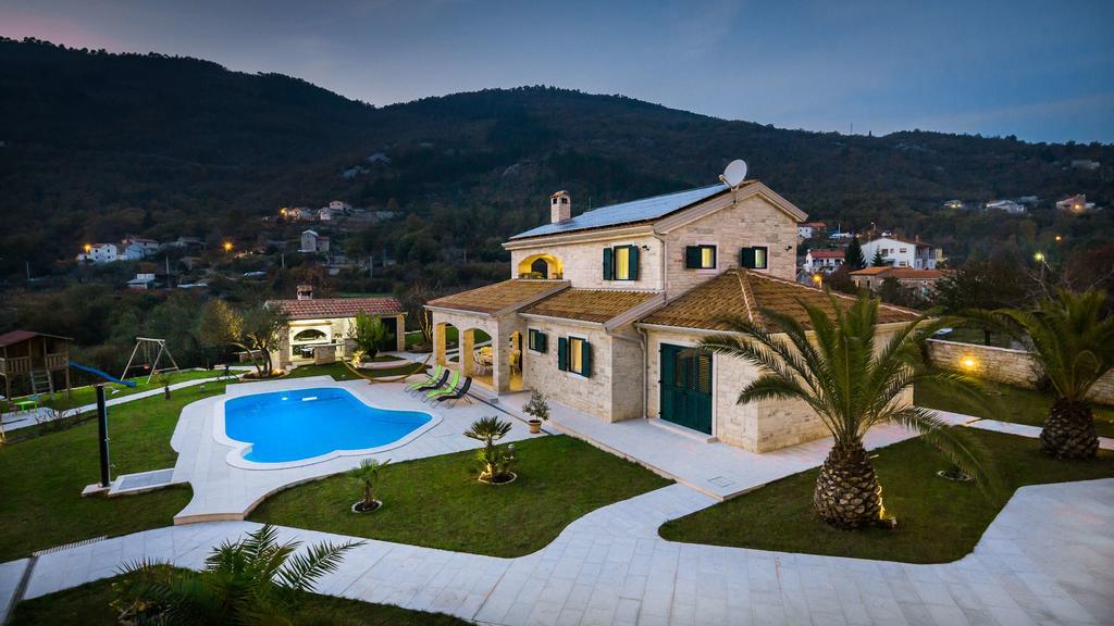 Stonegate Estate - Bonus, Dvije Jedna Cijena! Vila Opatija
