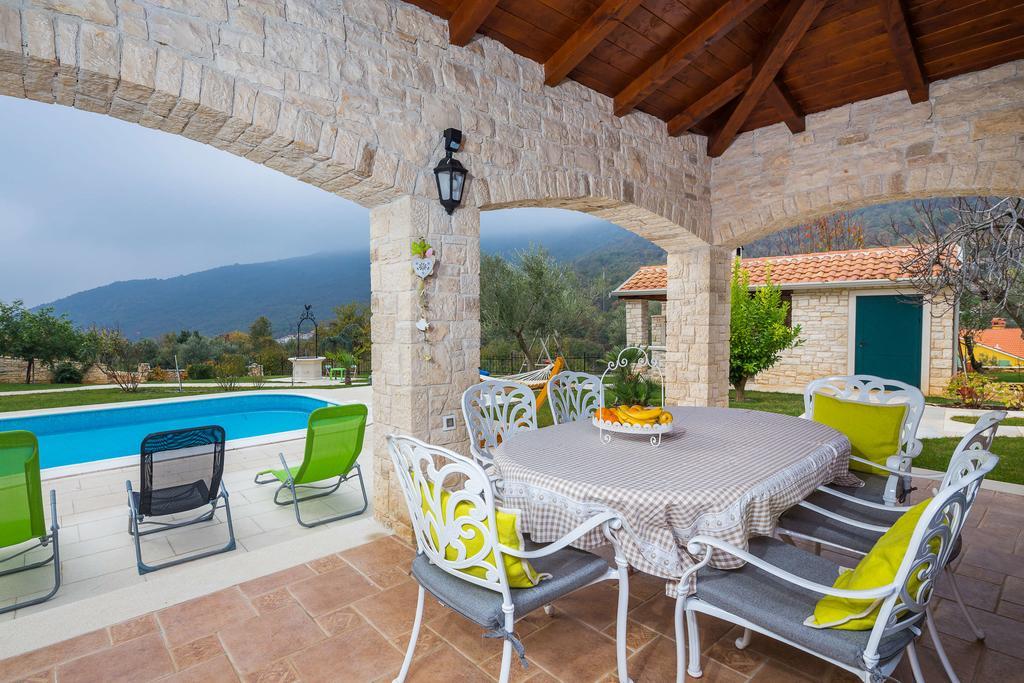 Vila Stonegate Estate - Bonus, Dvije Jedna Cijena! Opatija